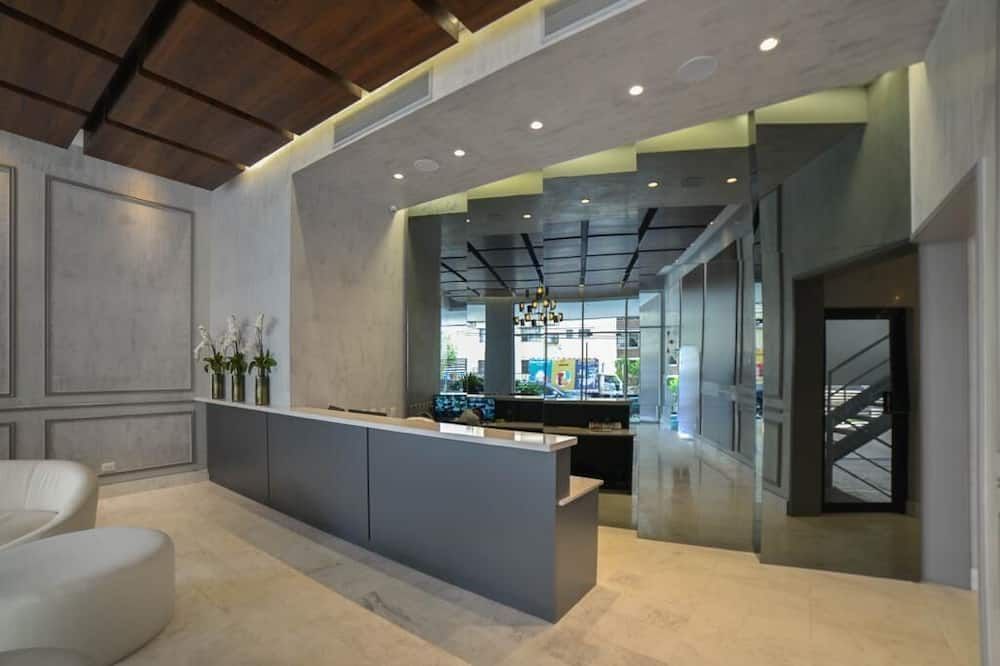 2 Bed Apartment, floor 7 - סנטו דומינגו - דלפק קבלה