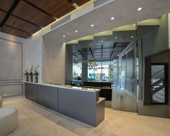 2 Bed Apartment, floor 7 - סנטו דומינגו - דלפק קבלה