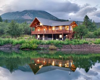 Bears Ears Luxury Retreat - Monticello - Gebouw
