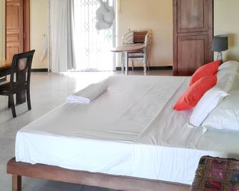 Charming house in Trou aux Biches with mountain view - Trou Aux Biches - Bedroom