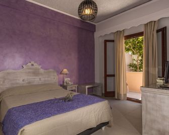 Hotel Sunrise - Thera