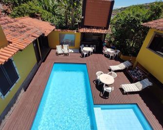 Hibiscos Pousada - Búzios - Piscina