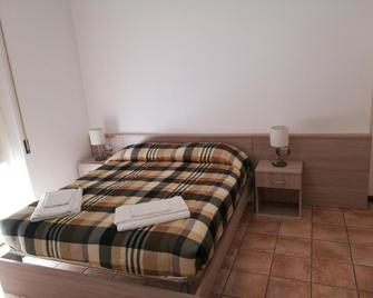 House Degli Angeli Apartments - Santa Maria degli Angeli - Camera da letto