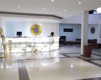 Sueds Segundo Sol - Santa Cruz Cabrália - Lobby