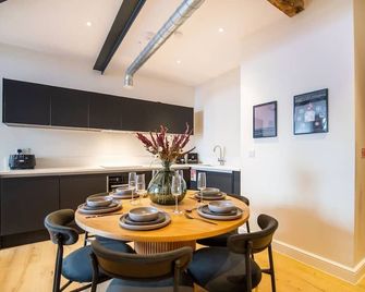 Hive by The Heim Residences - Mánchester