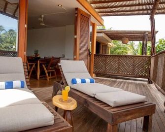 Punta Arena Surf Suites - Puerto Escondido - Balcón