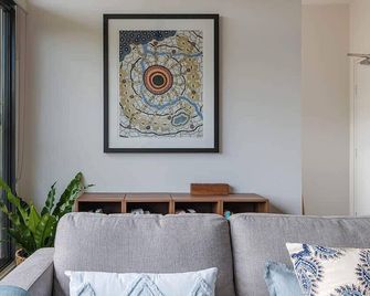 Treetops Camperdown Inner City Bliss w Parking - Sydney