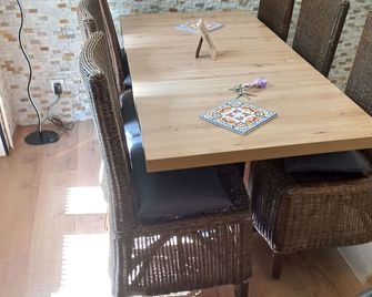 Charming Duplex in Heart of Mulhouse - Mulhouse - Dining room