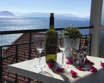 Sea Sound - Vasiliki