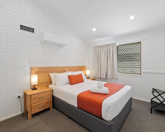 Villa Mirasol Motor Inn - Bundaberg - Bedroom