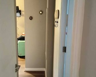 Beautiful apartment, centrally located, fully equipped, close to commerce, 2 blocks subway. - San Miguel - Pasillo
