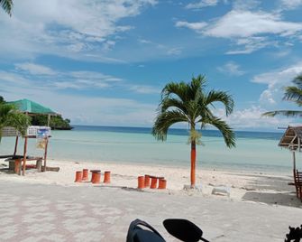 Wjv Inn Beach Resort Camotes - San Francisco - Strand