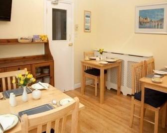 The Meltham Guesthouse - Scarborough - Dining room