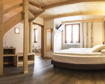 Albergo Maggiorina - Pieve di Ledro - Soveværelse
