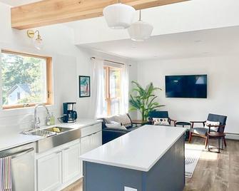 Home in Great Barrington - Great Barrington
