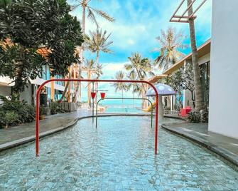 Eco Cozy Beachfront Resort Chaam - Cha-am - Pool