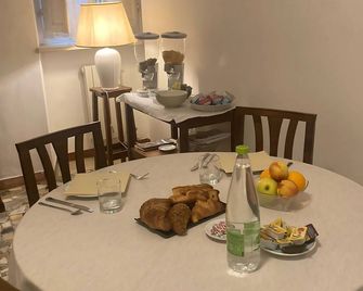 Locanda Il Pino - San Gimignano - Dining room