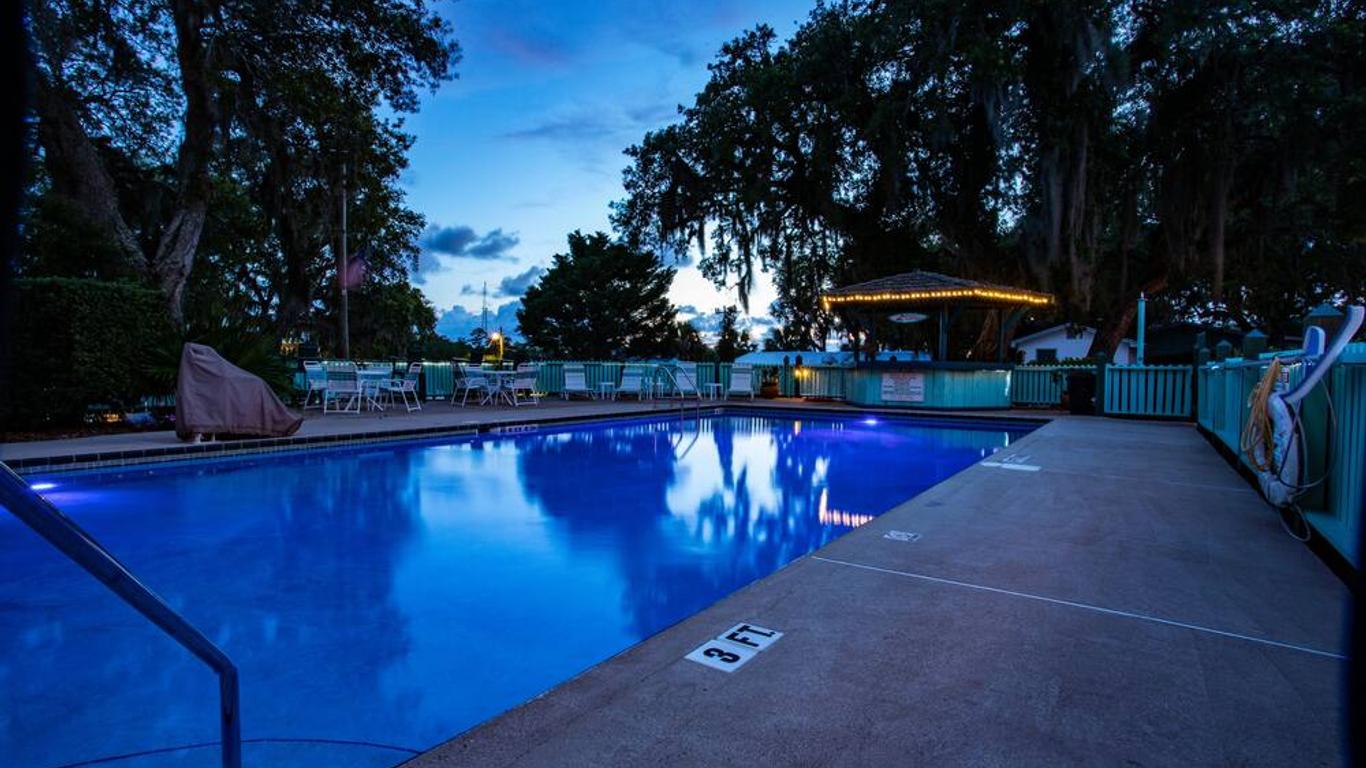 Steinhatchee River Inn