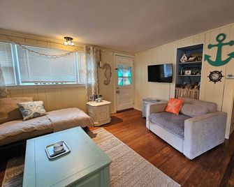3 Bedroom House Westbrook, Connecticut, West Beach - Westbrook - Wohnzimmer