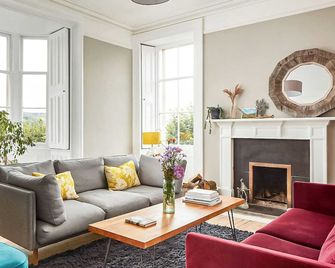 Stylish Scottish Manor, Coillemore House - Kyle