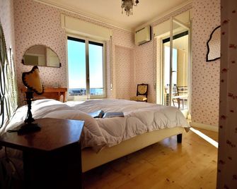 Panorama Apartment in Ospedaletti - Ospedaletti - Chambre