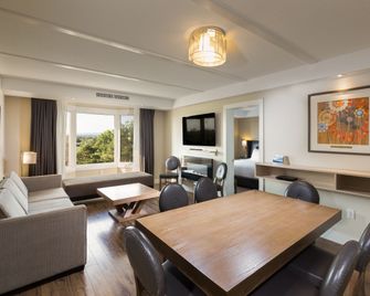 Living Water Resort & Spa - Collingwood - Τραπεζαρία