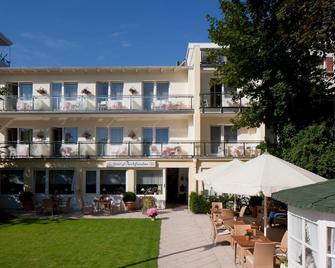 Hotel Parkfrieden - Timmendorfer Strand - Building