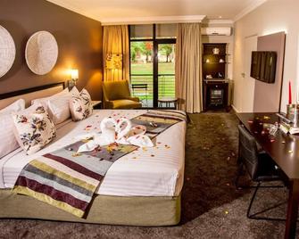 Sabi River Sun Resort - Hazyview - Bedroom