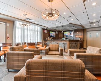 Four Points by Sheraton Barrie - Barrie - Lounge
