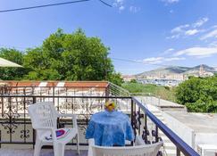 Apartments And Rooms Iva - Trogir - Balcony