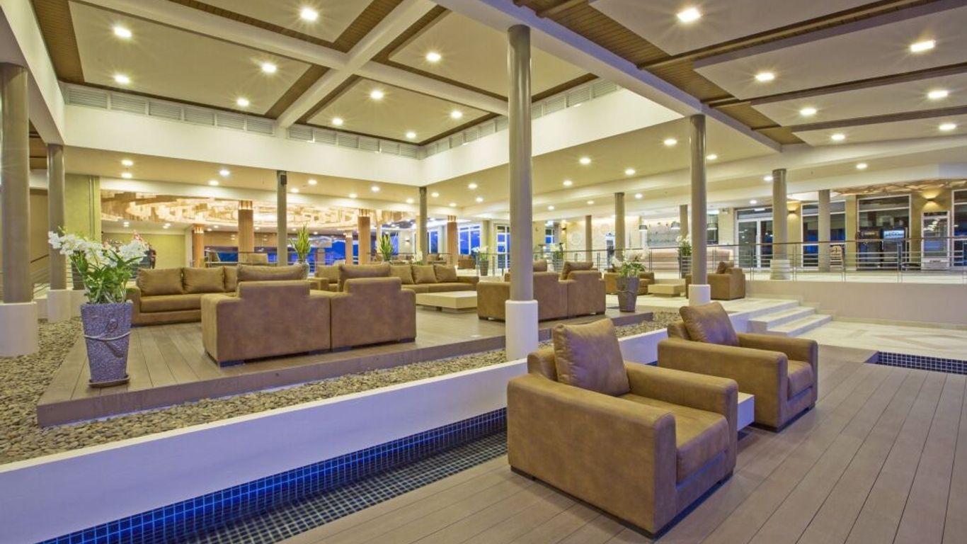 Wora Wana Hua Hin Hotel & Convention