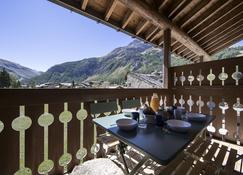 Appartement esprit chalet - splendide vue montagne - Val-d'Isere - Balkon