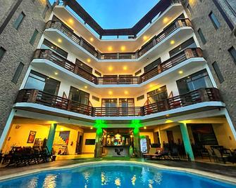 Aryia Máncora - Máncora - Edificio