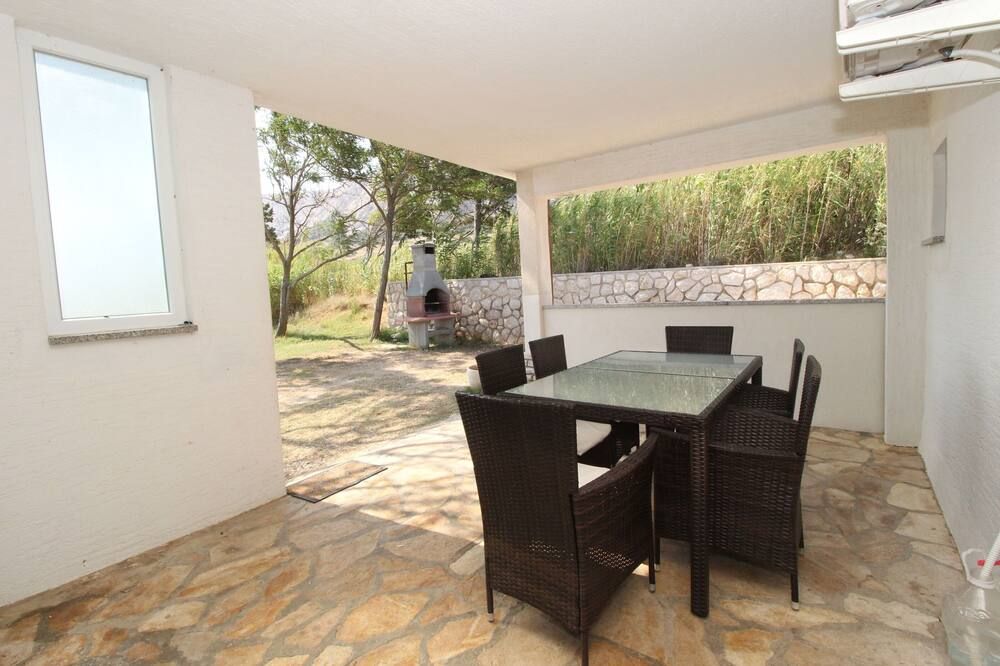 Apartment Marija - קולאן - פטיו