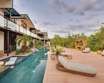 The Bungalows #5 - Lush Gardens & Pristine Lap Pool - Flamingo Beach - Playa Flamingo - Zwembad