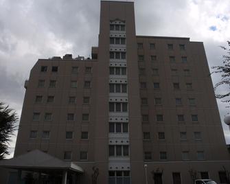 Hotel Crown Hills Okaya - Okaya - Gebäude