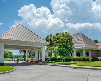 Clarion Inn Conference Center - Gonzales - Κτίριο