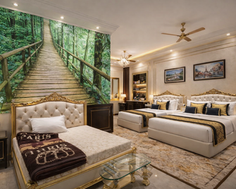 Hotel Virasat Palace - Mathura - Bedroom