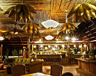 The Light Coral Island Resort - Van Ninh - Restaurant