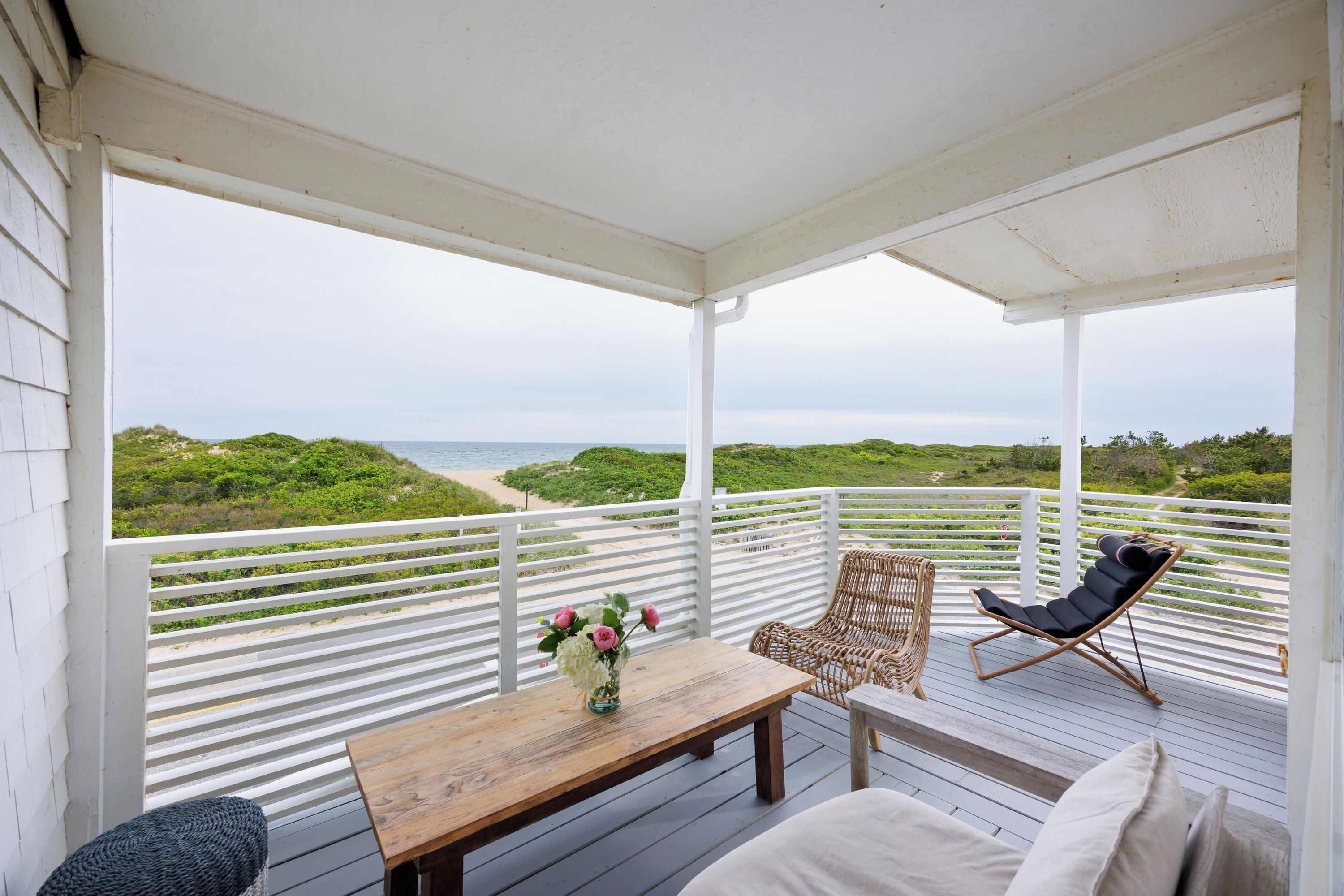 هيرو بيتش كلوب - مونتوك - شرفة