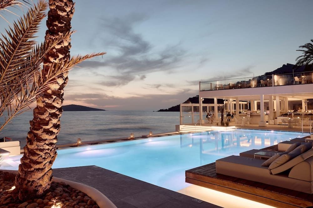 Kantouni Beach Boutique Hotel - פאנורמוס (קלימנוס) - בריכה