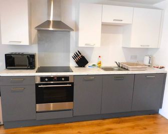 No 7 - Modern 1 Bedroom Apartment in Lanark Town Centre - Lanark - Cocina