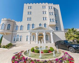 Hotel Belagrita - Berat - Building