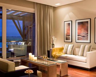 Sofitel La Reserva Cardales - Campana - Living room