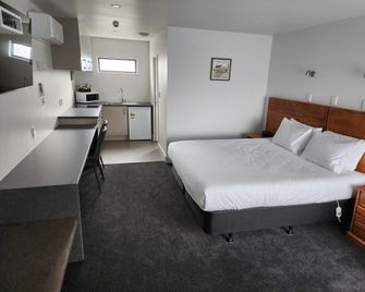 Auto Lodge Motel - Hamilton