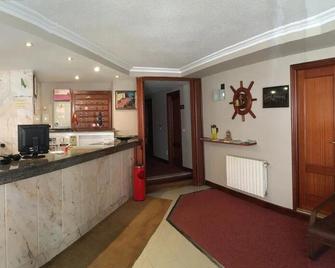 Hotel La Ronda - Castro-Urdiales - Receptie