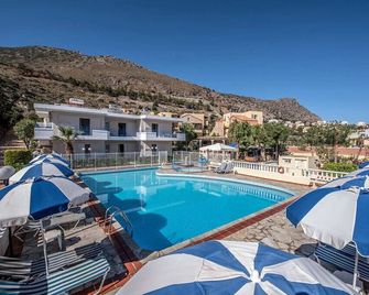 Adonis Studios - Koutouloufari - Pool
