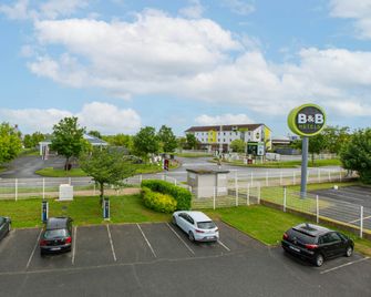 B&B HOTEL Châteauroux A20 L'Occitane - Déols - Budova