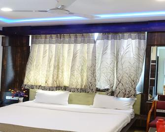 Hotel Keshav - Diu - Habitación