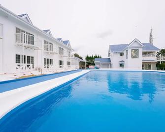 Hotel Kailani - Izu Ōshima - Pool